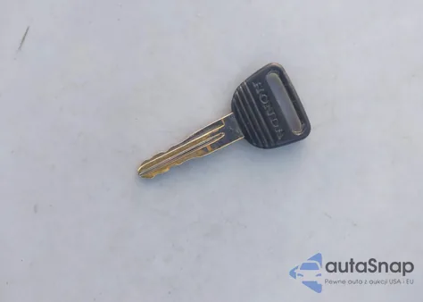 1997 Honda Civic Lx z USA, uszkodzony, nr VIN JHMEJ6579VS021726